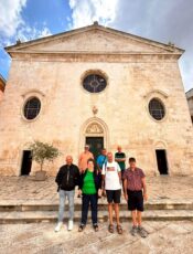 Passeggiata nel centro storico di Noci